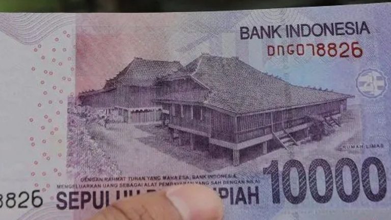 Uang Emisi Tahun 2005 Rp10.000 Resmi Tidak Berlaku