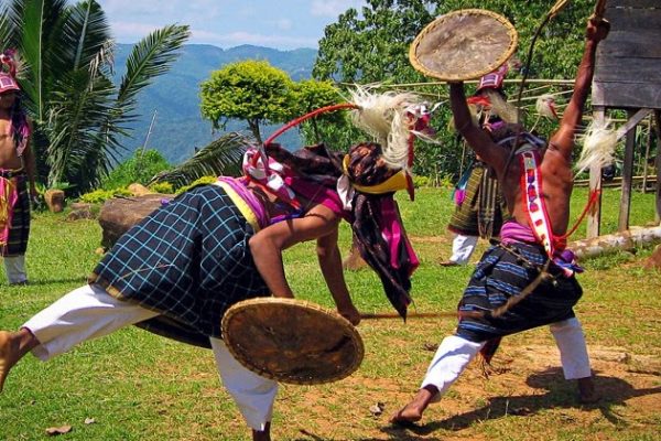 Mengenal Tari Gareng Lameng, Warisan Budaya Unik dari Suku Dayak Maanyan