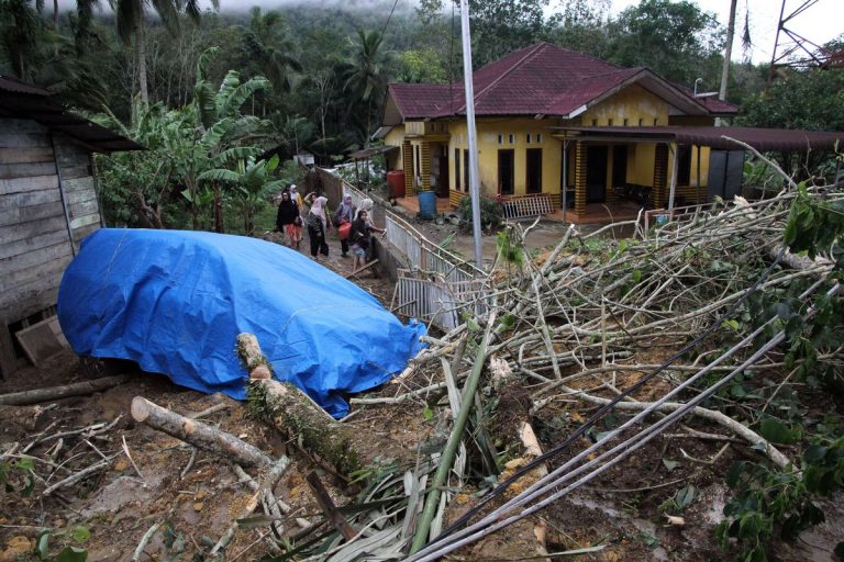 Update Terbaru Bencana Alam di Sumatera Utara, 34 Jiwa Tewas, 33 Lainnya Hilang, Ribuan Warga Terisolasi